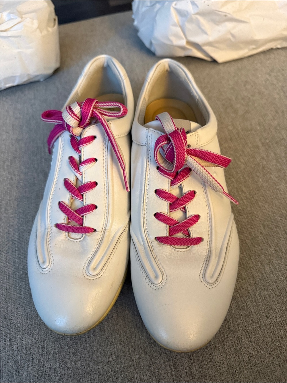 Ecco White Women's Gold Shoes with Pink Laces